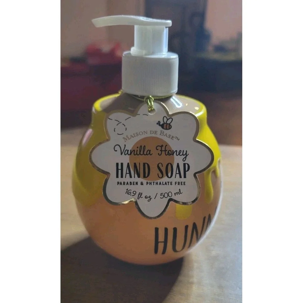 Maison De Base‎ Vanilla Honey Hand Soap Paraben & Phthalate free 16.9 fluid oz.